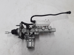   Master cylinder 