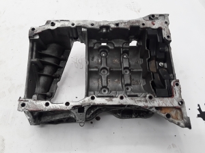  Engine bottom 