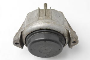 BMW 3 SERIES E90 (2004–2013) Mootoripadi 13981112 - 3