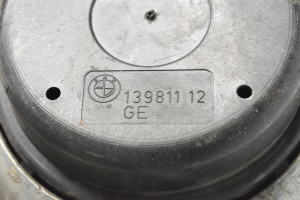 BMW 3 SERIES E91 (2005–2013) Engine mount 13981112 - 2