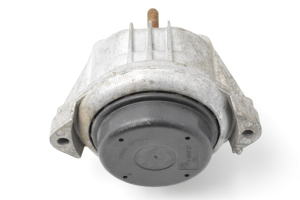 BMW 3 SERIES E90 (2004–2013) Mootoripadi 13981112 - 3