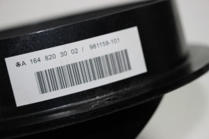 Mercedes Benz R-Class 251 (2006–2017) Speaker - 3
