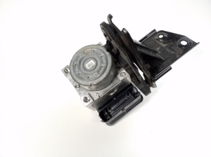 AUDI A3 8V (2012–2020) ABS Steuergerät 5Q0907379S - 4