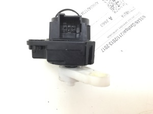 NISSAN Qashqai (2013–2021) Salongi soojenduse klapi mootor 277T14BU1A - 2