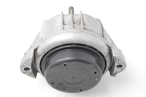BMW 3 SERIES E90 (2004–2013) Mootoripadi 13981112 - 2