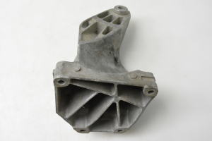  Engine holder 