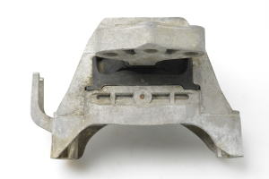  Engine holder 