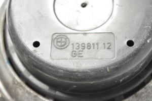 BMW 3 SERIES E90 (2004–2013) Mootoripadi 13981112 - 3