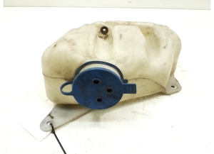 Mercedes Benz Vito W639 (2003–2014) Front washer fluid reservoir A6398690320 - 4