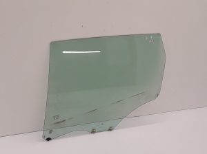  Glass rear side door 