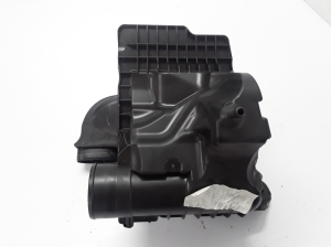 RENAULT Scenic (2016–2026) Luftfiltergehäuse 8201421455 - 3