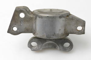 Opel Corsa D (2006–2014) Motora spilvens 13130739 - 2
