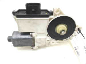 Rear side door window regulator motor - 840311306
