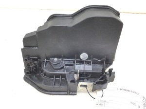 Front door lock - 7036168