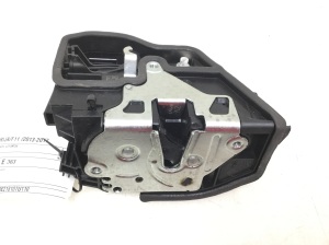 BMW 5 SERIES F11 (2010–2017) Rear side door lock 7229460 - 3