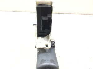  Rear side door window motor 