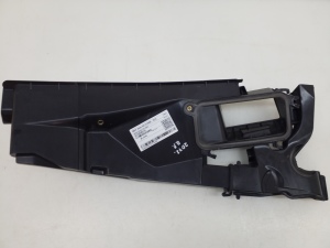 Mercedes Benz E-Class W212 (2009–2015) Esiklaasi puhastite ilupaneeli muu osa A2128300144 - 3