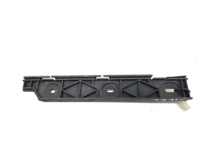   Rear bumper bracket 