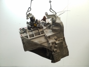 TOYOTA Yaris (2005–2011) Getriebe 3030052460 - 3
