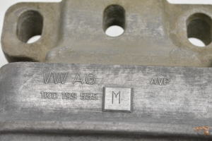Skoda Octavia II (2004–2013) Engine mount 1K0199555 - 2