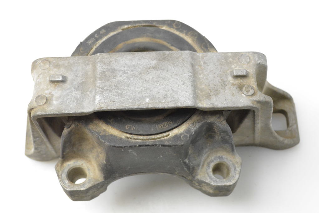 Ford Focus (2004–2011) Gearbox mount 63346530 Ford Focus (2004–2011) Gearbox mount 63346530