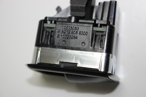 Mercedes Benz E-Class W212 (2009–2015) Trunk opening switch A2129059300 - 2