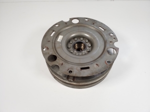   Clutch flywheel 