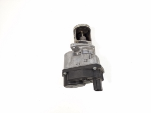  EGR valve 