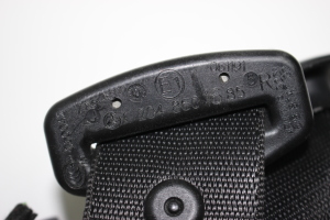Mercedes Benz C-Class 204 (2007–2014) Sicherheitsgurt vorne A2048601685 - 2