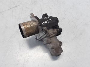  EGR valve 