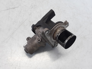  EGR valve 