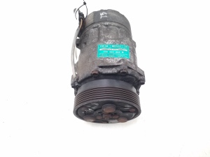  Air conditioner compressor 