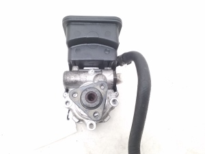 BMW 3 SERIES E46 (1998–2007) Power steering pump and its components 6756575 - 3