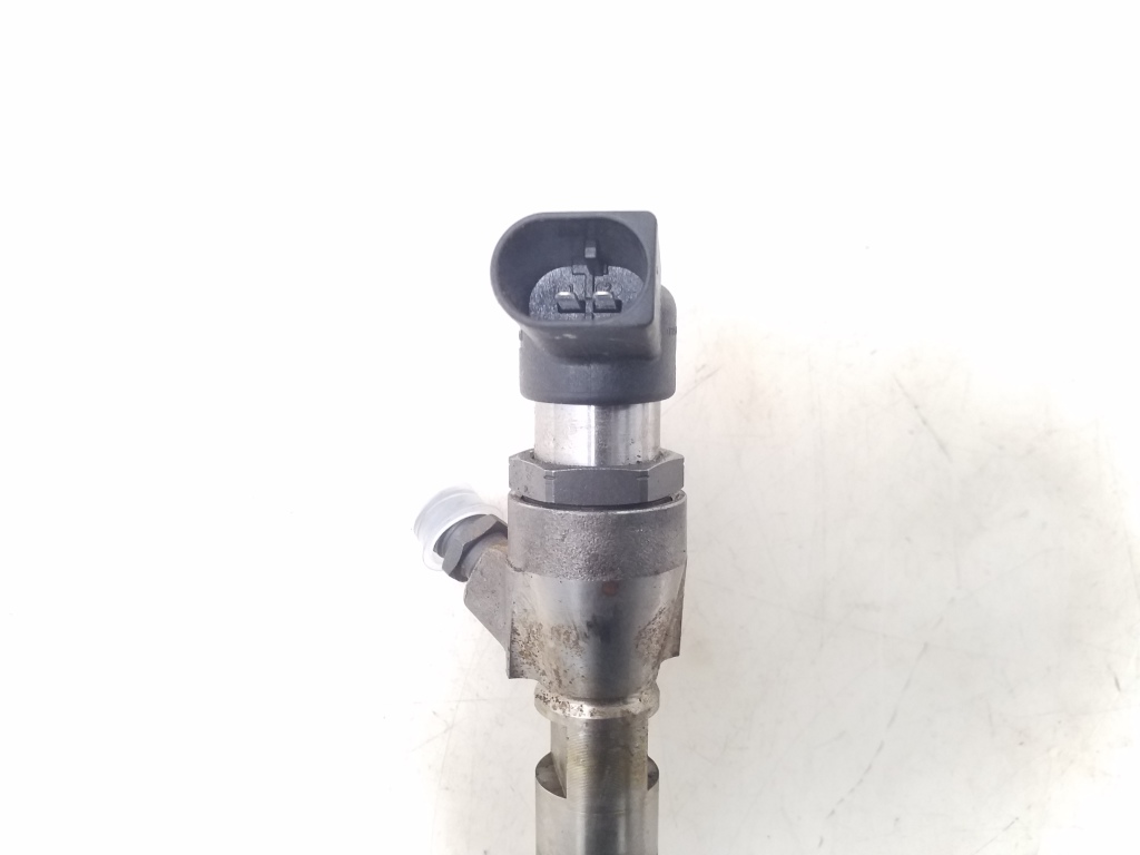 Used NISSAN Qashqai Fuel injector 166006212R