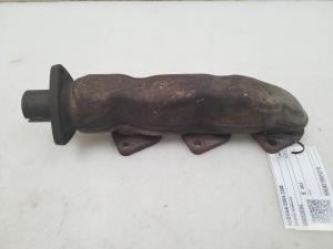  Exhaust manifold 