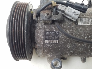  Air conditioner compressor 