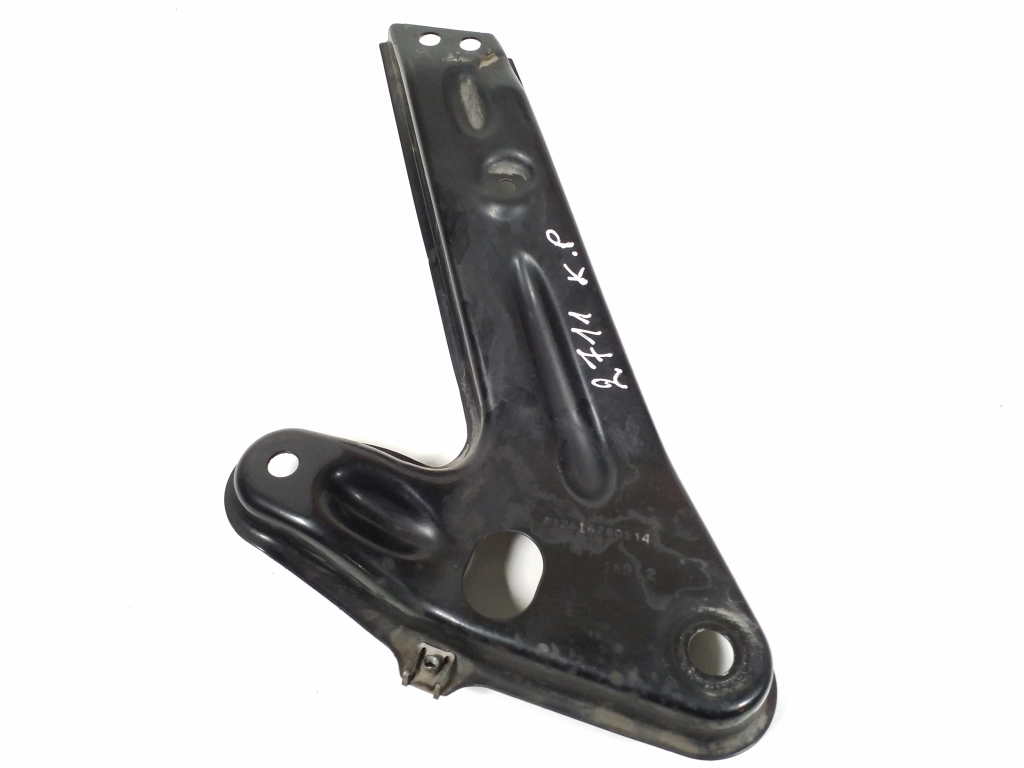 Mercedes Benz R-Class 251 (2006–2017) Front subframe bracket A2516280514 Mercedes Benz R-Class 251 (2006–2017) Front subframe bracket A2516280514