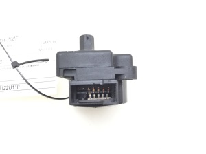 Mercedes Benz C-Class 203 (2000–2007) Salongi soojenduse klapi mootor A2038201642 - 2