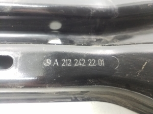 Mercedes Benz CLS-Class 218 (2011–2018) Käigukasti kinnitus A2122422201 - 2
