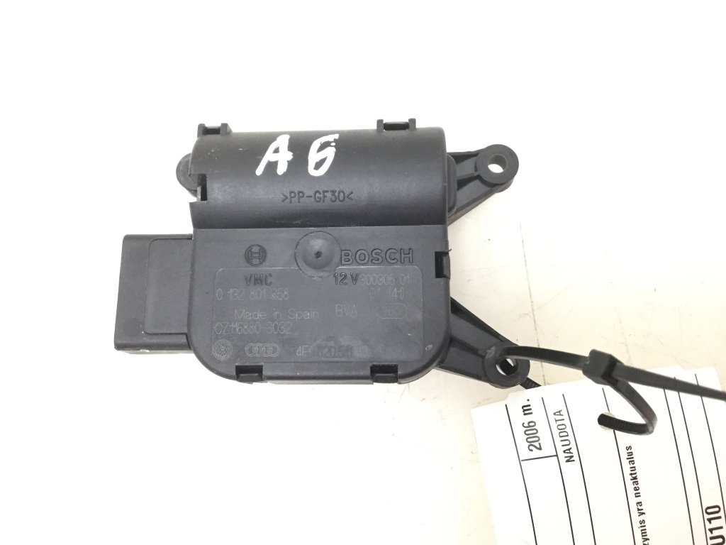 AUDI A6 C6/4F (2004-2011) Клапаны управления внутренним подогревом 4F0820511 25113842