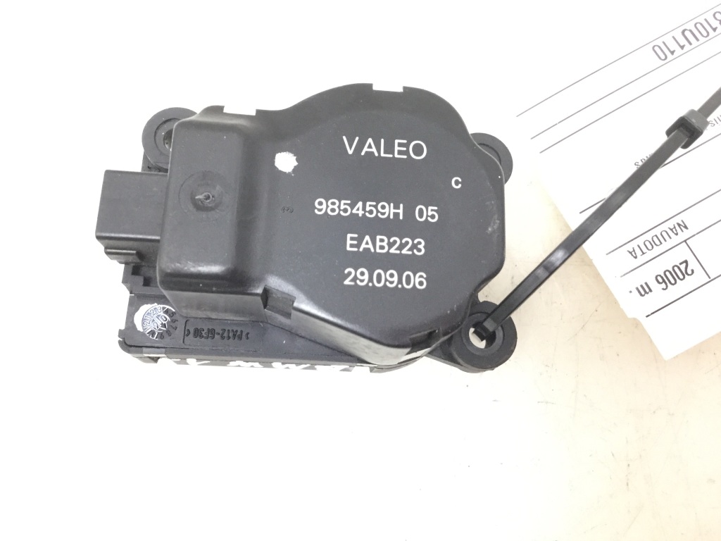 BMW 1 Series E81/E82/E87/E88 (2004-2013) Interior Heater Flap Motor Actuator 985459H 25113815