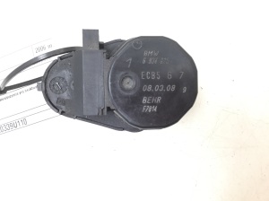 Heater flap actuator - 6934825