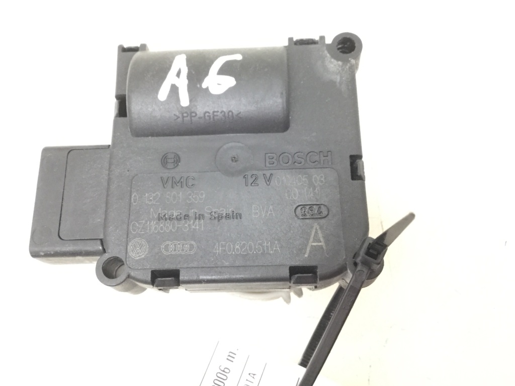 AUDI A6 C6/4F (2004-2011) Клапаны управления внутренним подогревом 4F0820511A 25113803