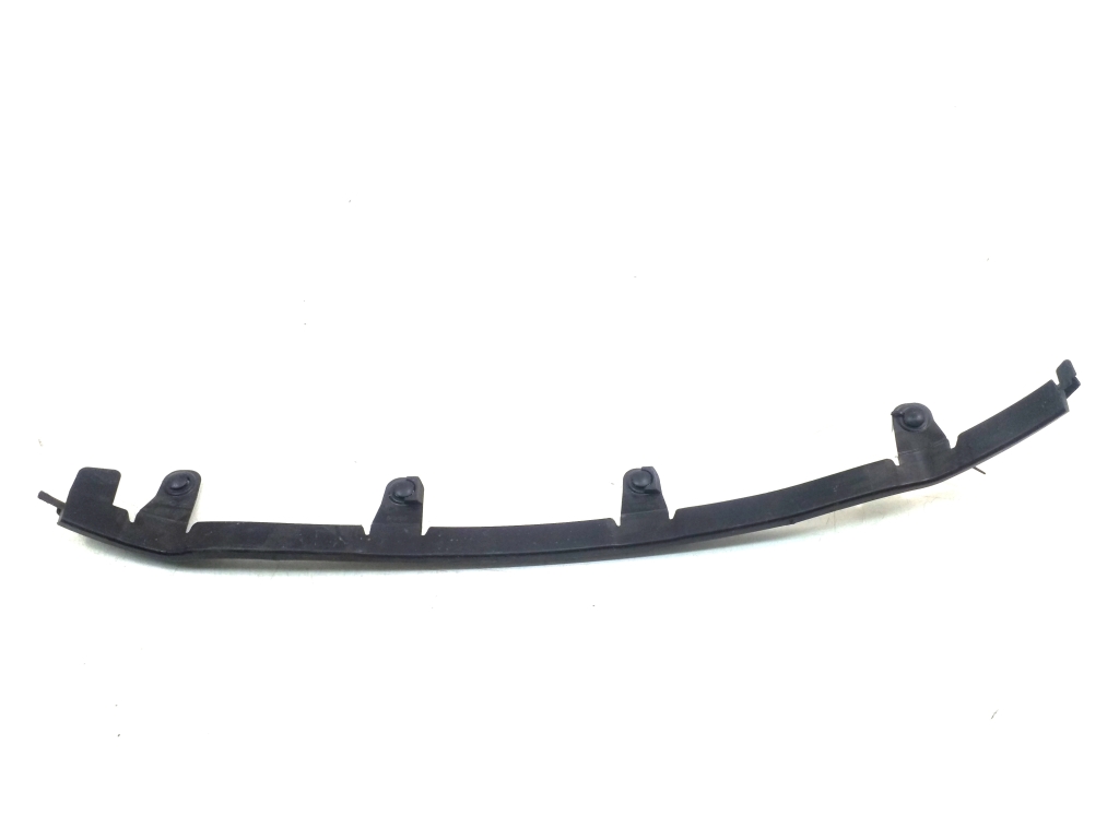 Mercedes Benz CLS-Class 218 (2011–2018) Esiukse muu osa A2187201376 Mercedes Benz CLS-Class 218 (2011–2018) Esiukse muu osa A2187201376