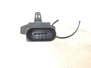 AUDI A5 (2007–2016) Sensor Ladeluftkühler 038906051C - 2