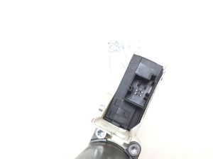  Rear side door window motor 