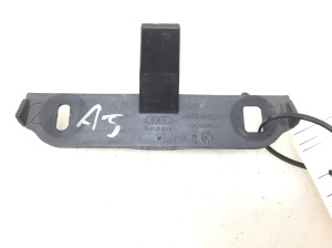  Front bumper bracket 