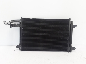Volkswagen Caddy II (1995–2004) Kliimaradiaator 1T0820411E - 3
