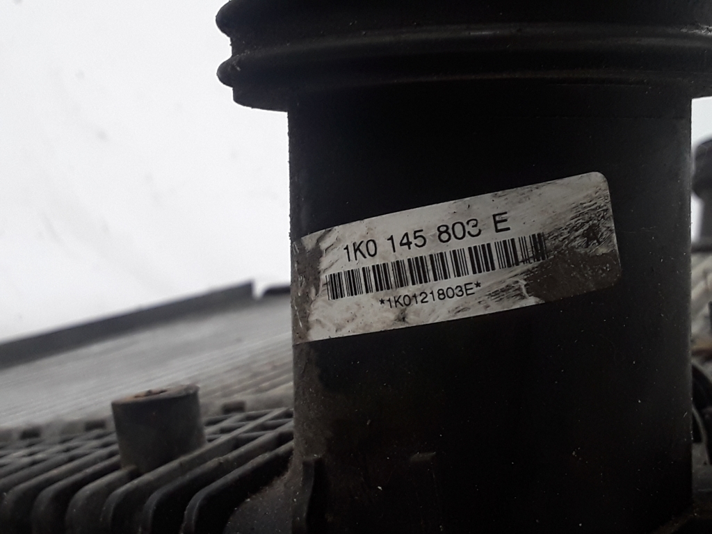 Used Volkswagen Caddy Intercooler radiator 1K0145803E