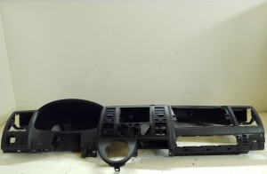 Dashboard and its parts - 7H1857059